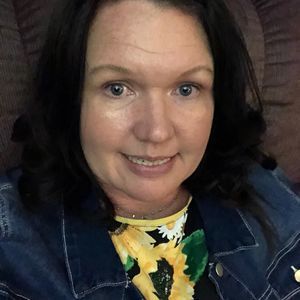 Meet your Posher, Dee